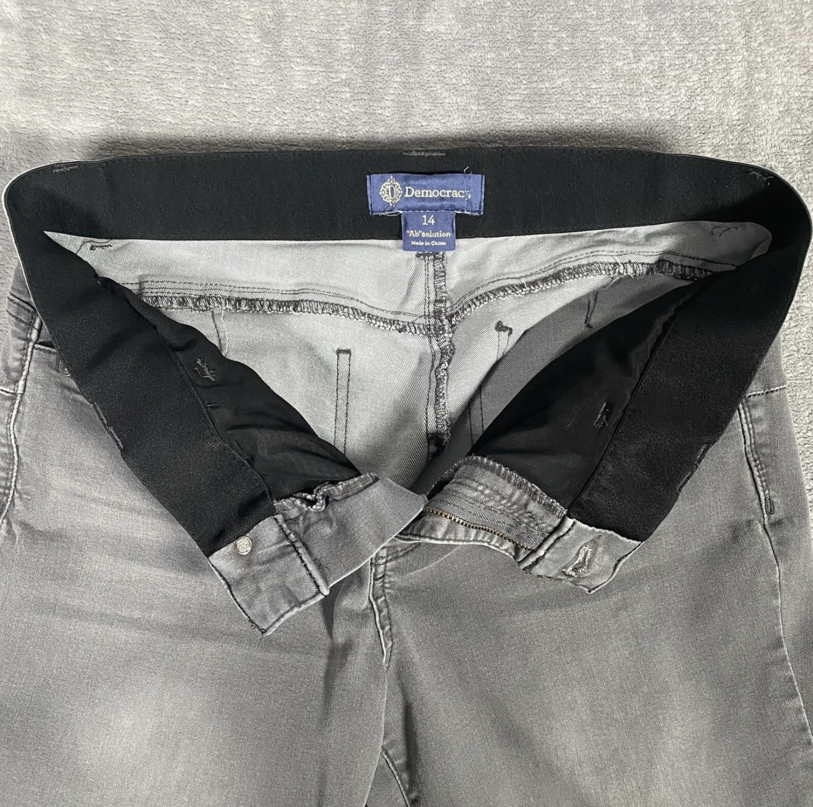 Democracy Jeans Womens 14 Gray Ab Solution Elastic Waist Ankle Lenght Distressed