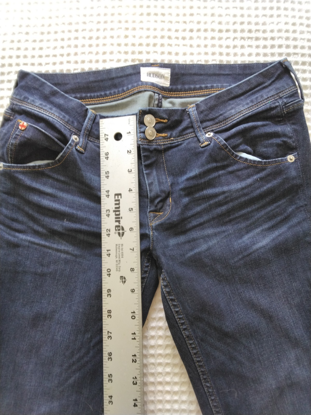 Hudson Jeans Women’s Dark Wash Cropped Cuffed Jeans – Size 27