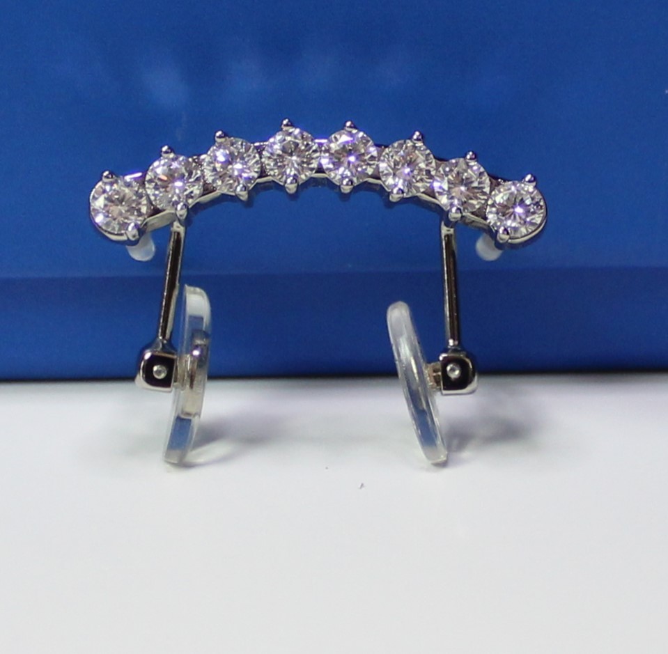 New Big Diamond Iced Out Cz Nose Bridge High Quality Fits Decor Eyewear Non-OEM