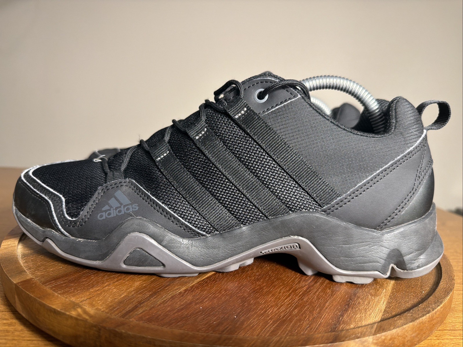 Adidas Terrex AX2S Black Hiking Trail Shoes Sneakers Q46587 Mens Size 9