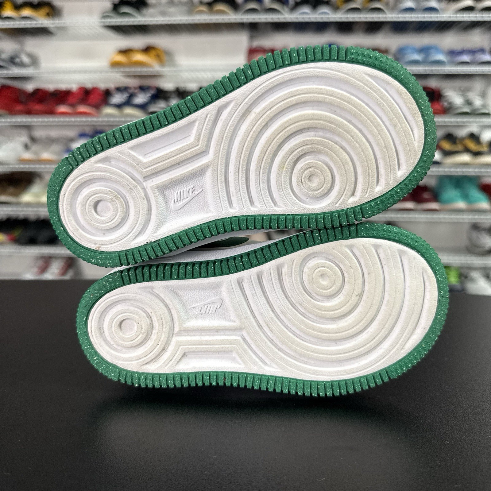 Nike Air Force 1 Low EasyOn White Malachite Green FN0237-103 Kids Size 10