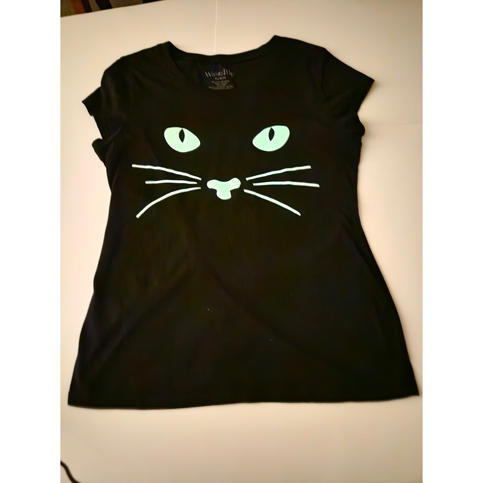 Wound Up Girls’ Glow In The Dark Black Cat Face Graphic Tee Juniors XL15-17