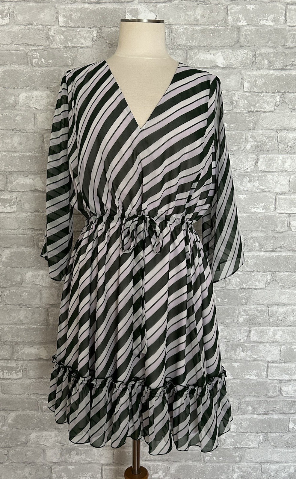 Diane Von Furstenburg NWT Size L Harlen Dress Stripe Lavender Fog Green & Cream