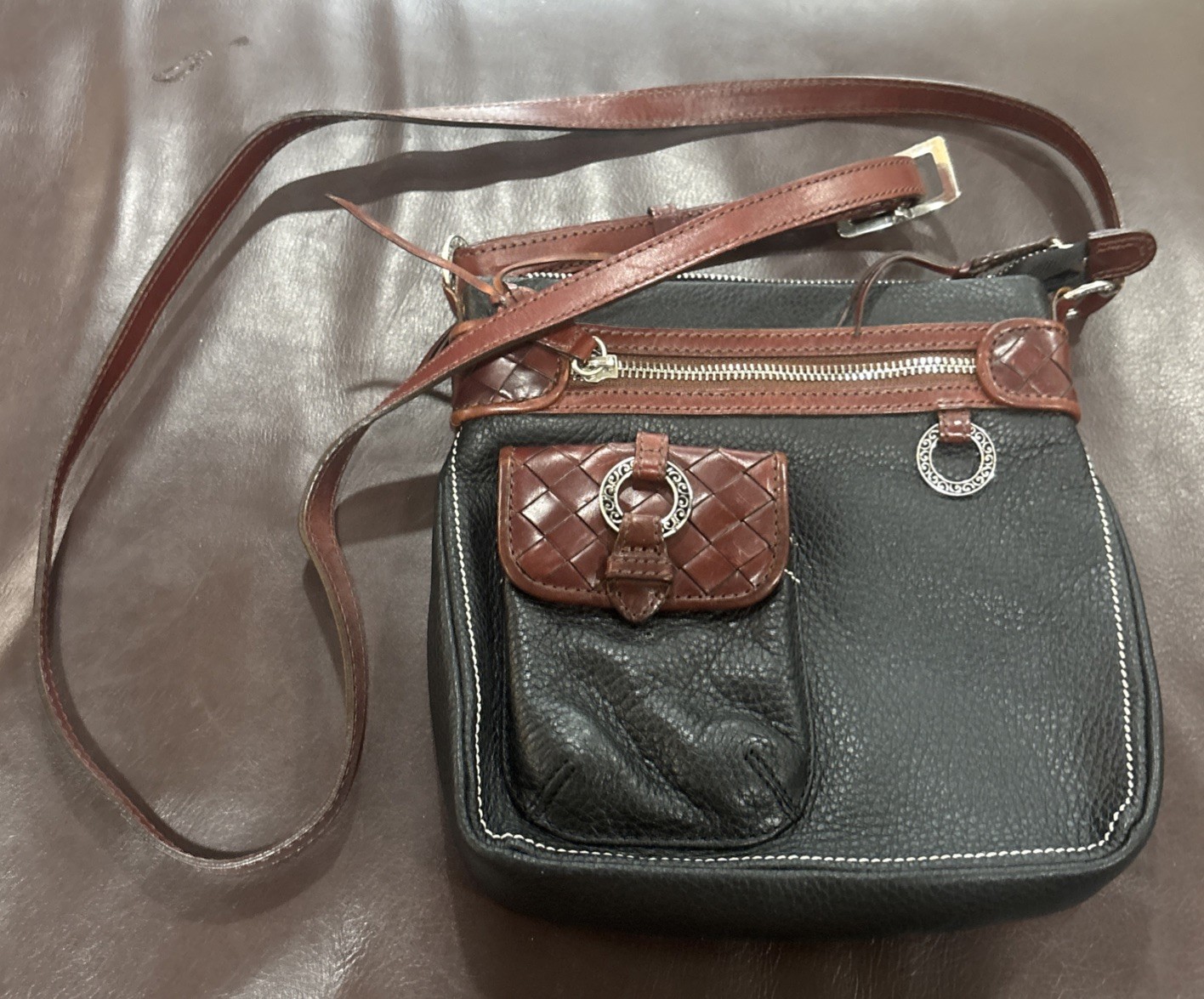 Brighton Crossbody Bag Small Black Leather Brown Trim Card Slots Pockets 8”by 8”