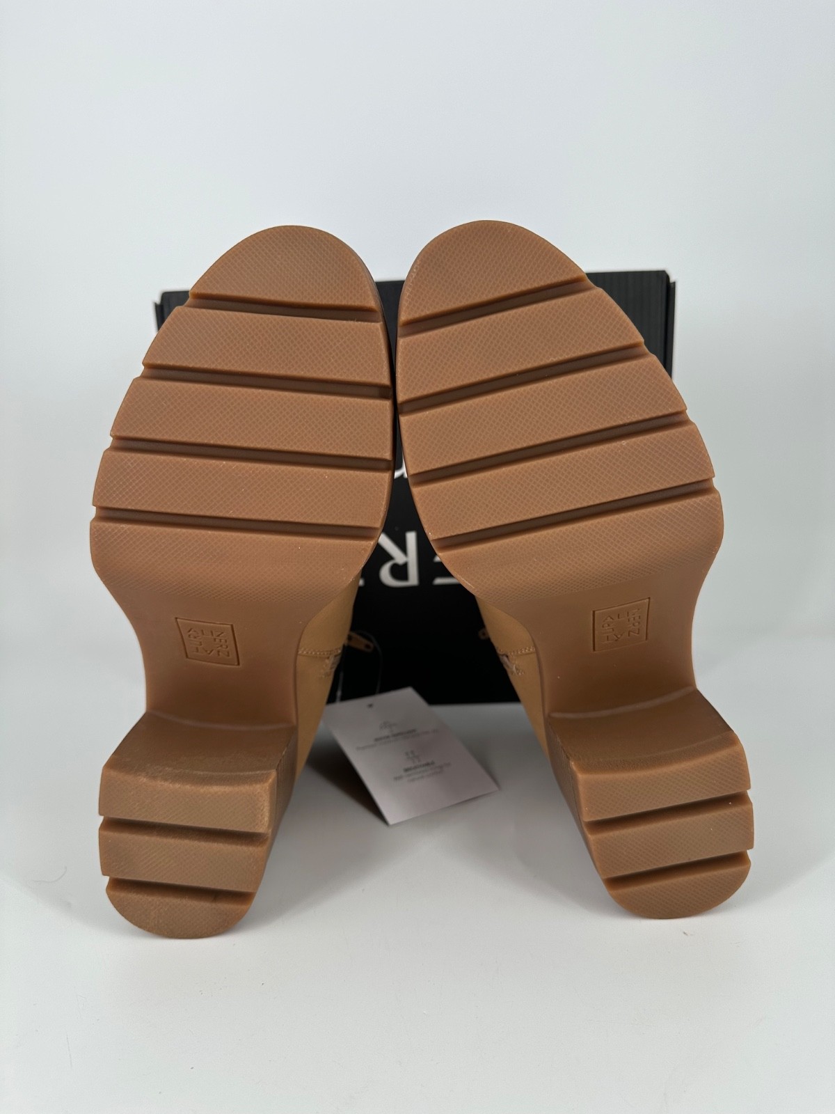 Naturalizer Madelynn Buckle Boot- Sz9 WIDE-MSRP $169-Water Repellent