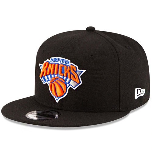 New Era New York Knicks 9Fifty Snapback Hat NBA Official Classic Solid Black Cap