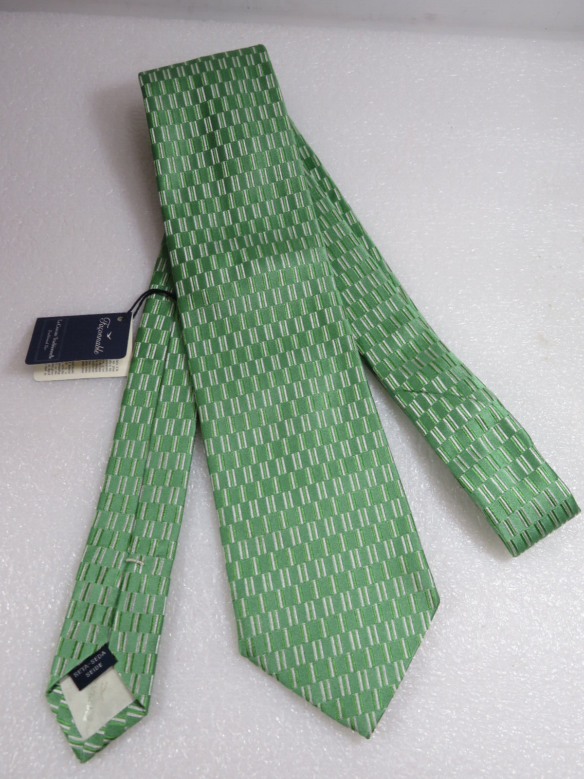 Rare beauty NWT!Mens FACONNABLE Tie 3 3/4″ wide X 58″ green lime