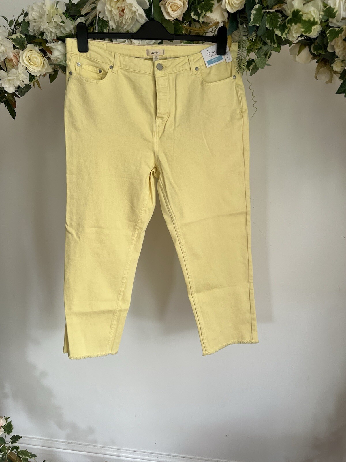 JOULES Bette Jeans Size 20 Lemon Yellow Denim Slim Straight Cropped Leg NEW