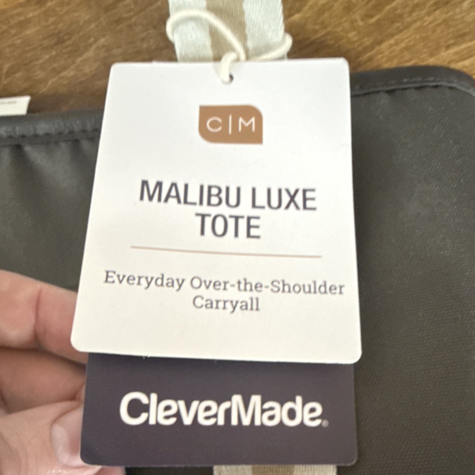 CleverMade Malibu Luxe Tote Black Shoulder Bag, Zip Closure, Inner Pockets