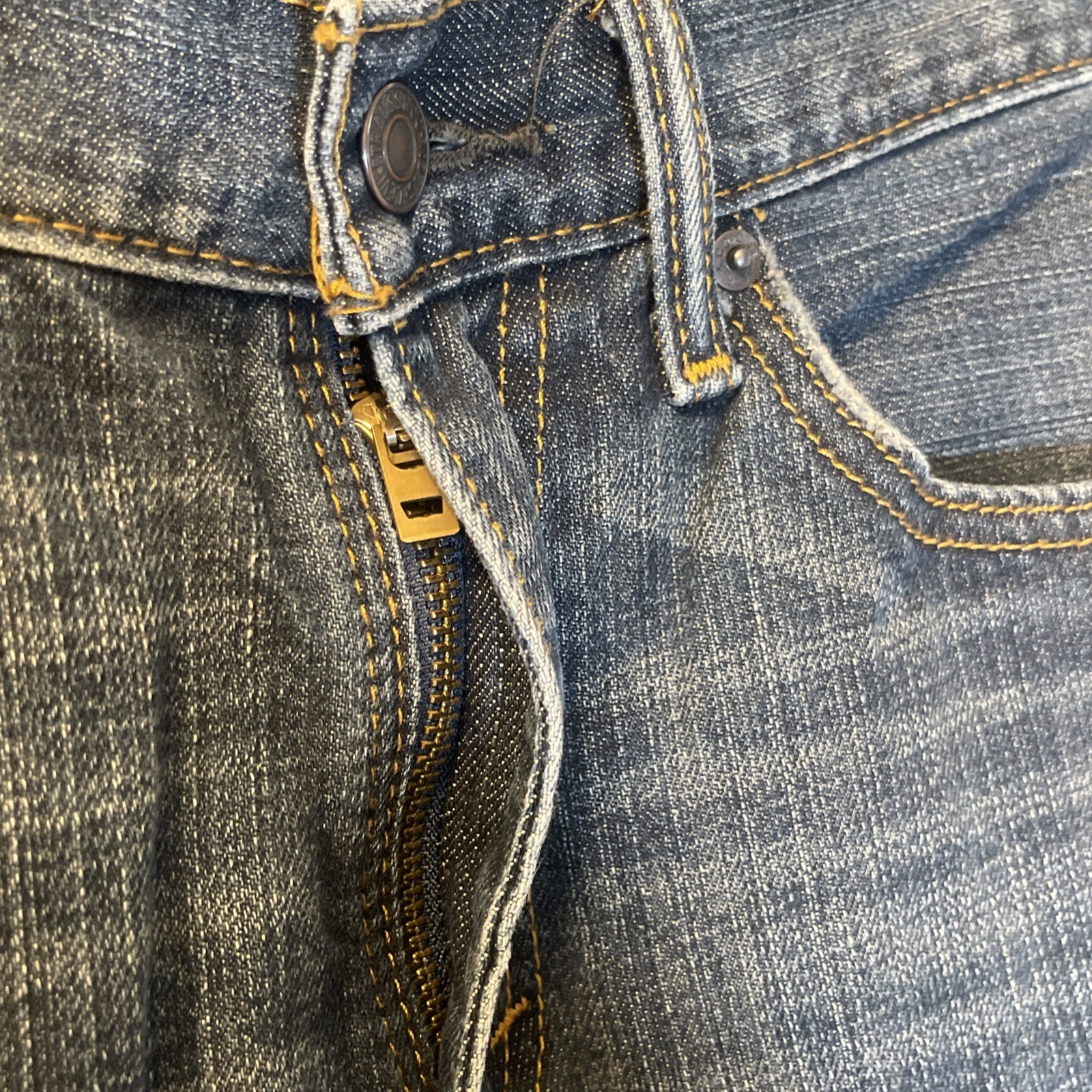 Levi Strauss & Co Men’s 505 series size 30×30
