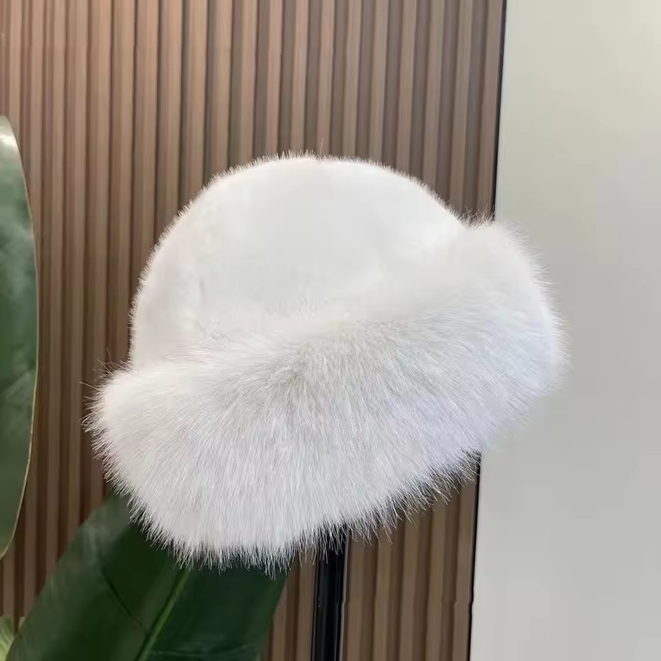 Plush Mongolian Hat for Women – Cute & Warm Winter Hat Soft Cozy Fall/Autumn Hat