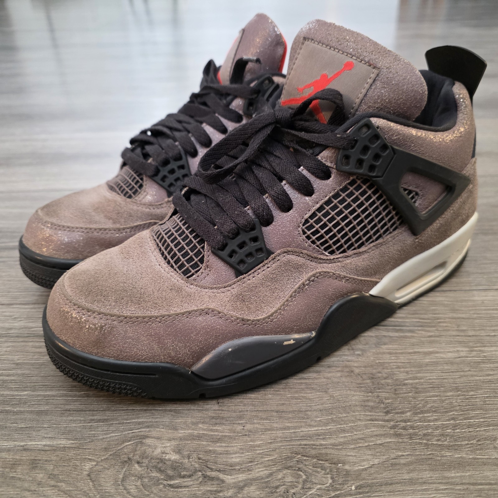 Size 10 – Jordan 4 Retro Mid Taupe Haze