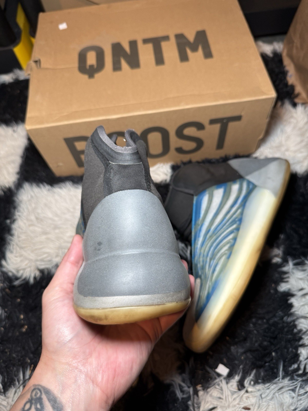 Size 11 – adidas Yeezy Quantum Frozen Blue