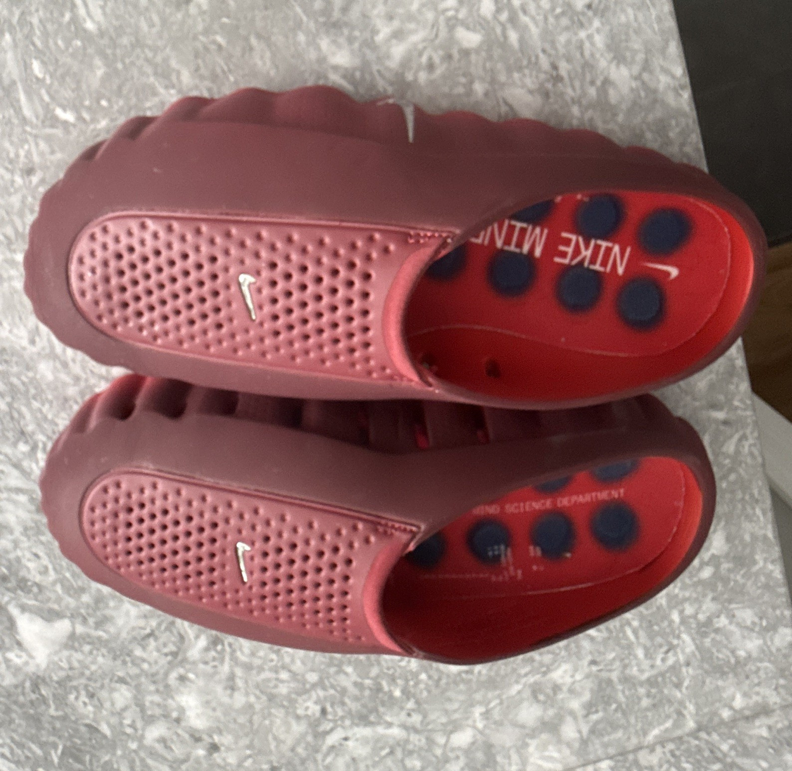 Nike Mind 001 Men’s US 12 Burgundy Slip-On Clog