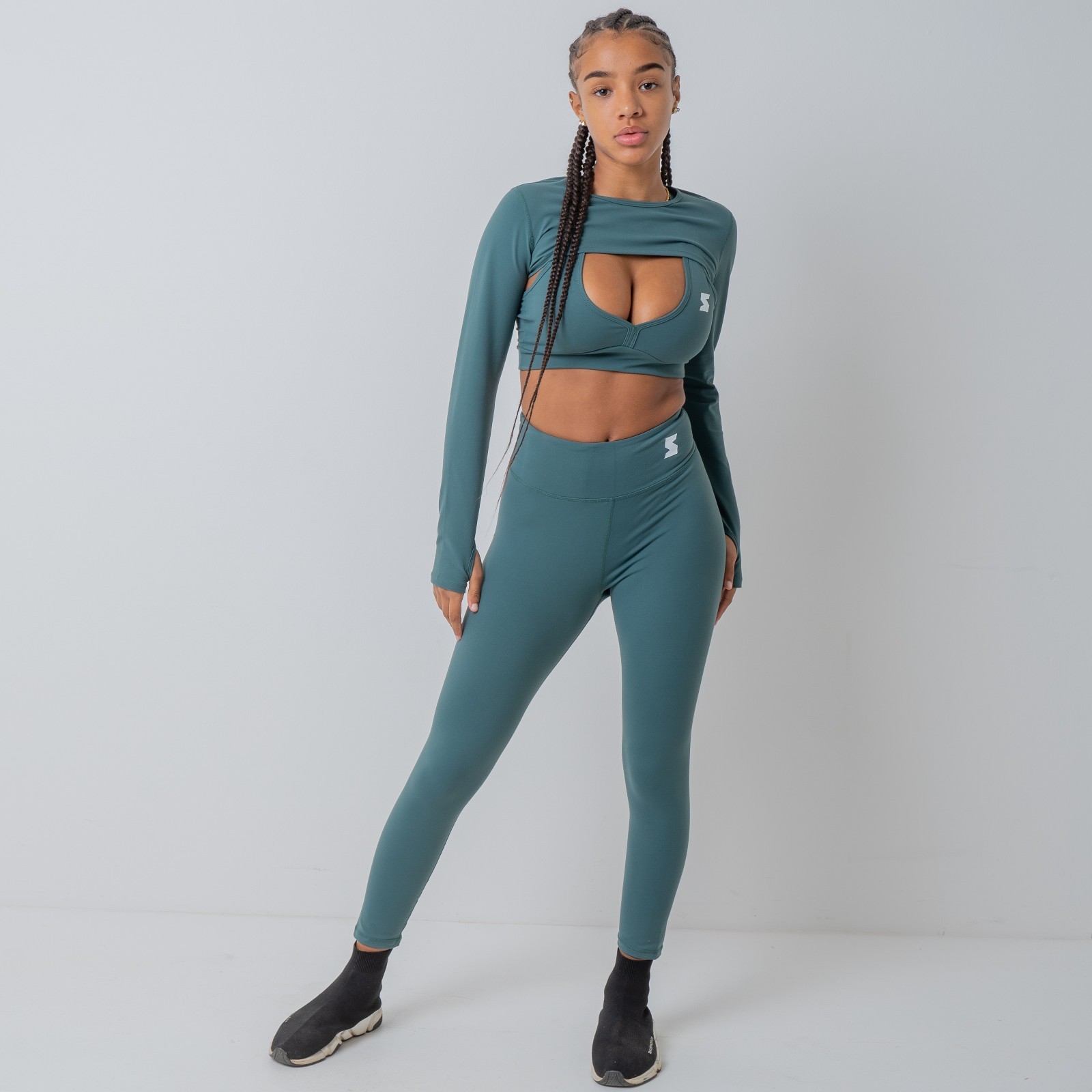 Jubilant Womens 3 Piece Gym Set Leggings Sports Bra Crop Top Swift Attire