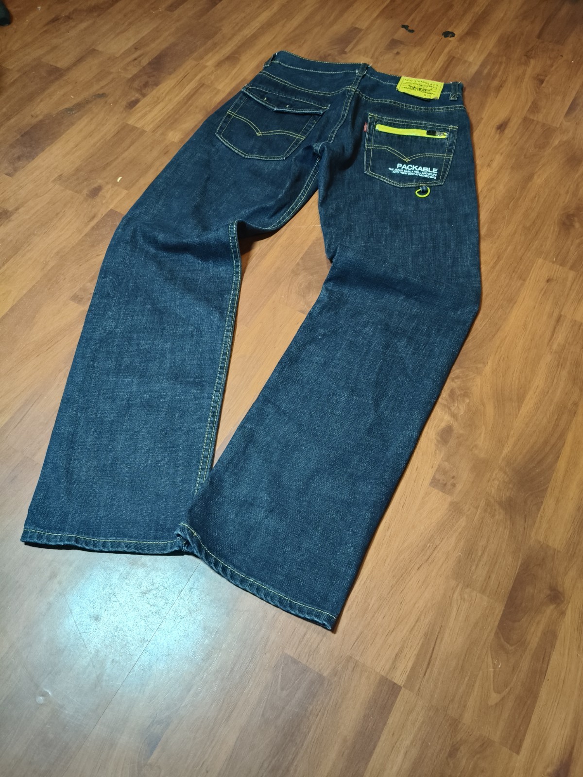 Rare 1990’s Vintage Packable Levis 501 Straight Jeans