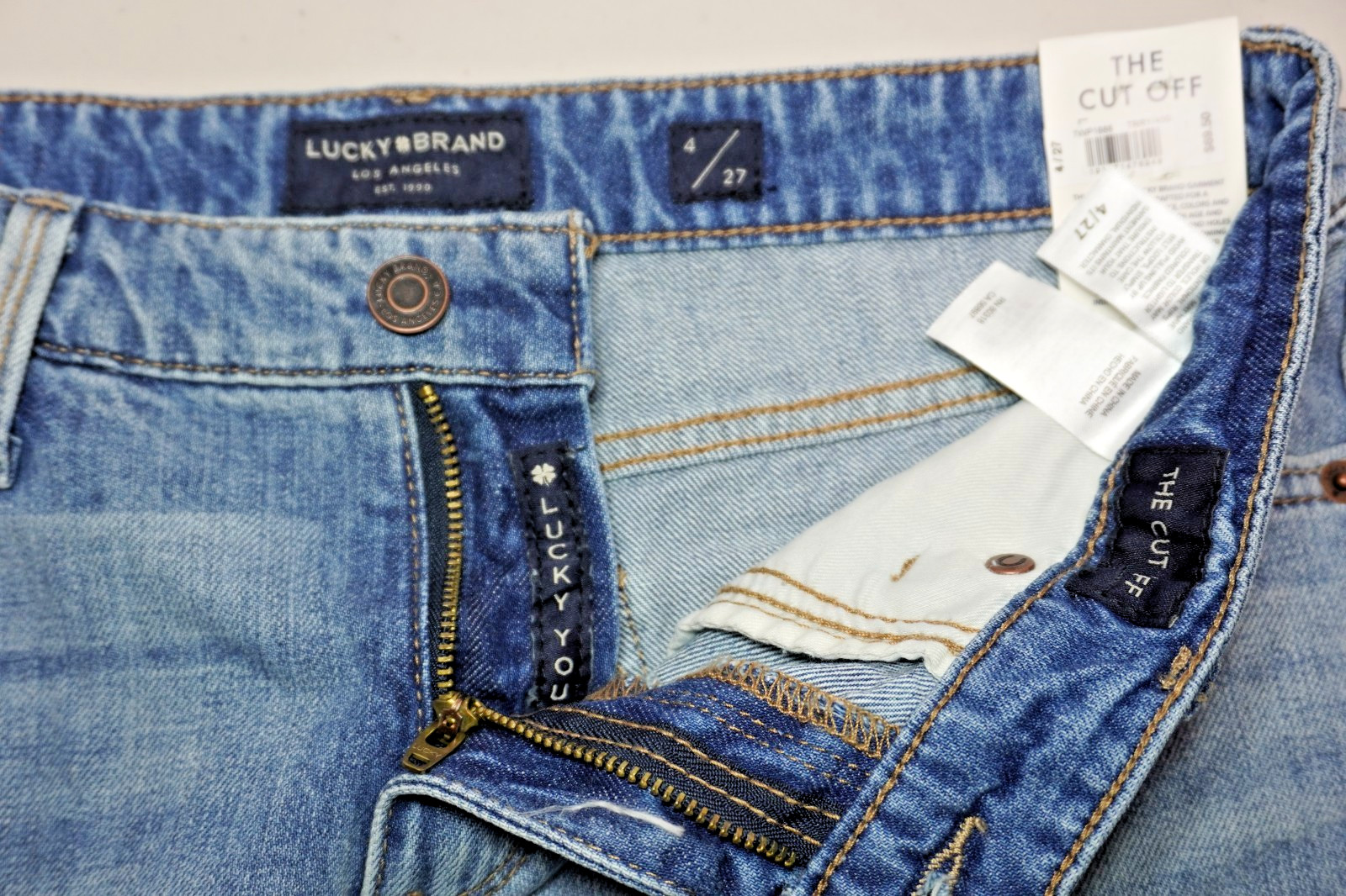 Lucky Brand Denim Cut Off Shorts Light Wash Frayed Hem Mid Rise Casual