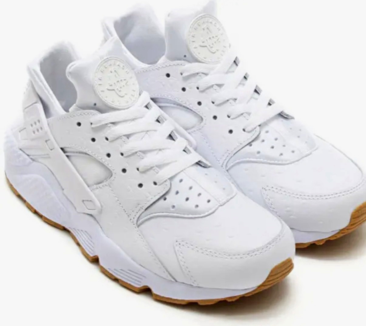 Nike Air Huarache Ostrich Men’s White/Gum Low Top Lace-Up Sneakers Size 10