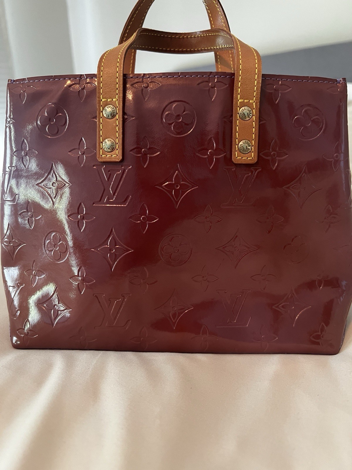 Louis Vuitton Reade PM Vernis Patent Monogram Embossed Burgundy Tote Bag