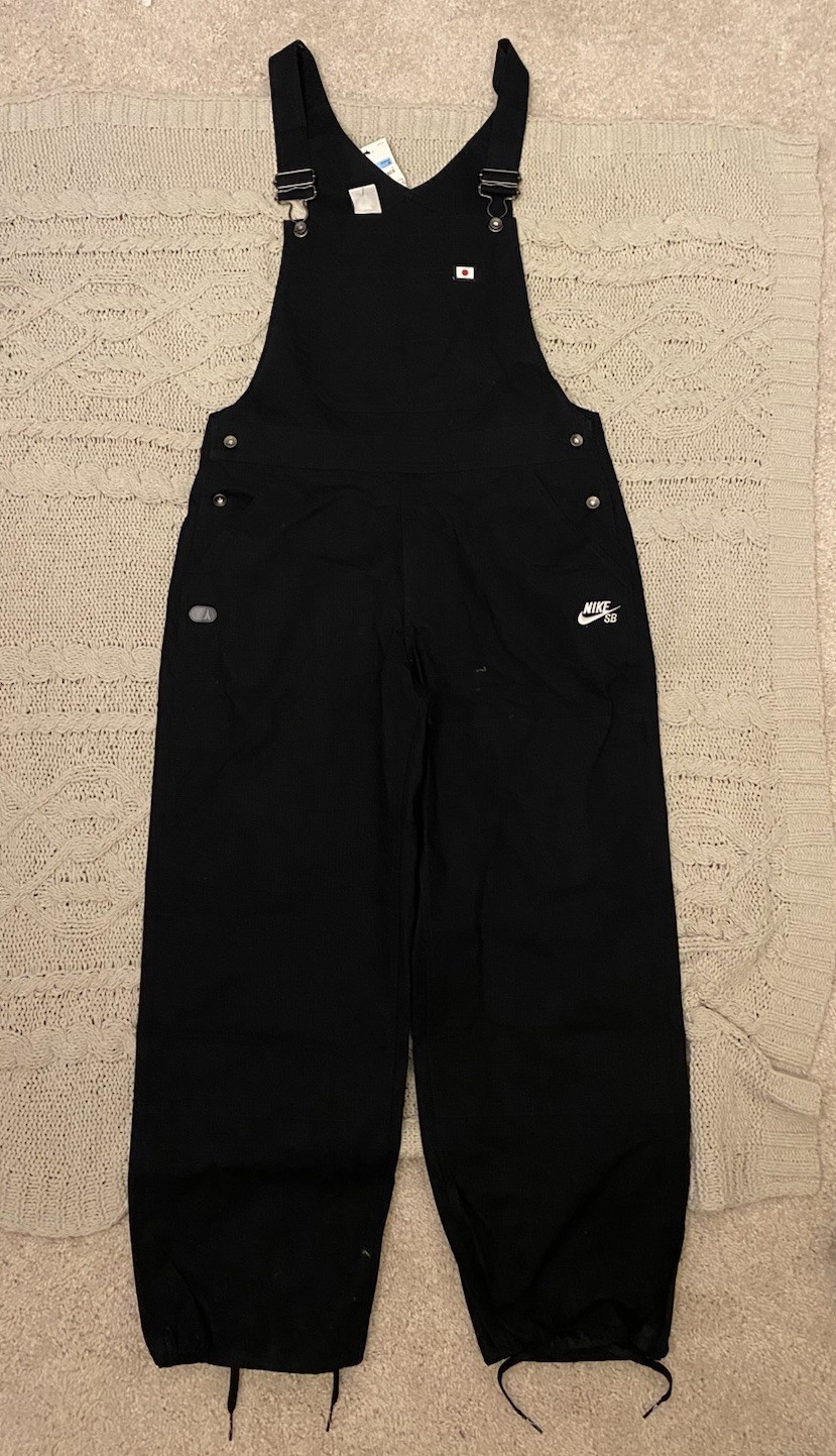 Nike SB Team Japan Tokyo Olympics 2020 Skate Snowboard Overalls FZ4091-010 Sz M