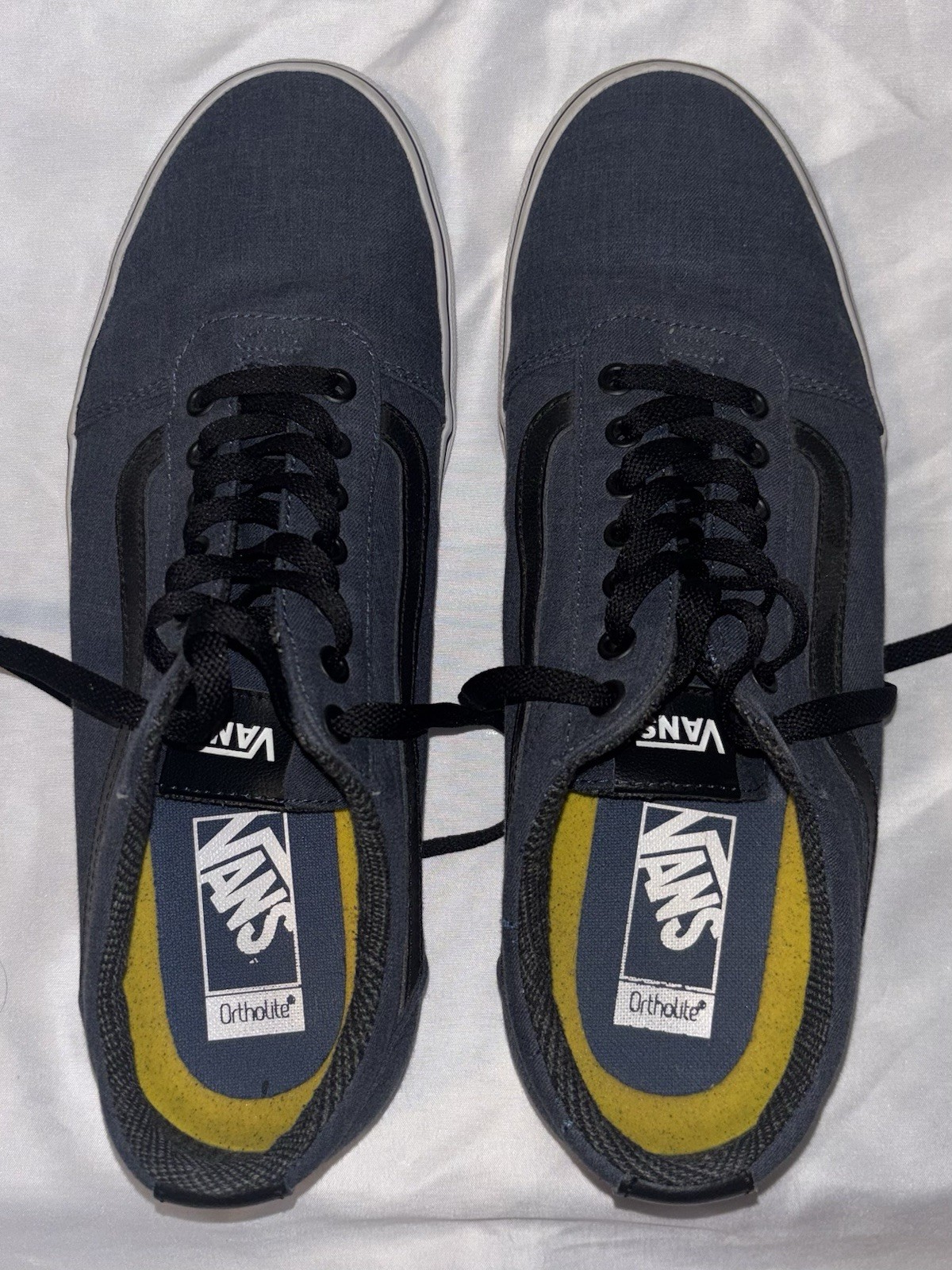 Vans Ward Men’s Size 12 Navy Blue Black White Low Top Skate Sneakers