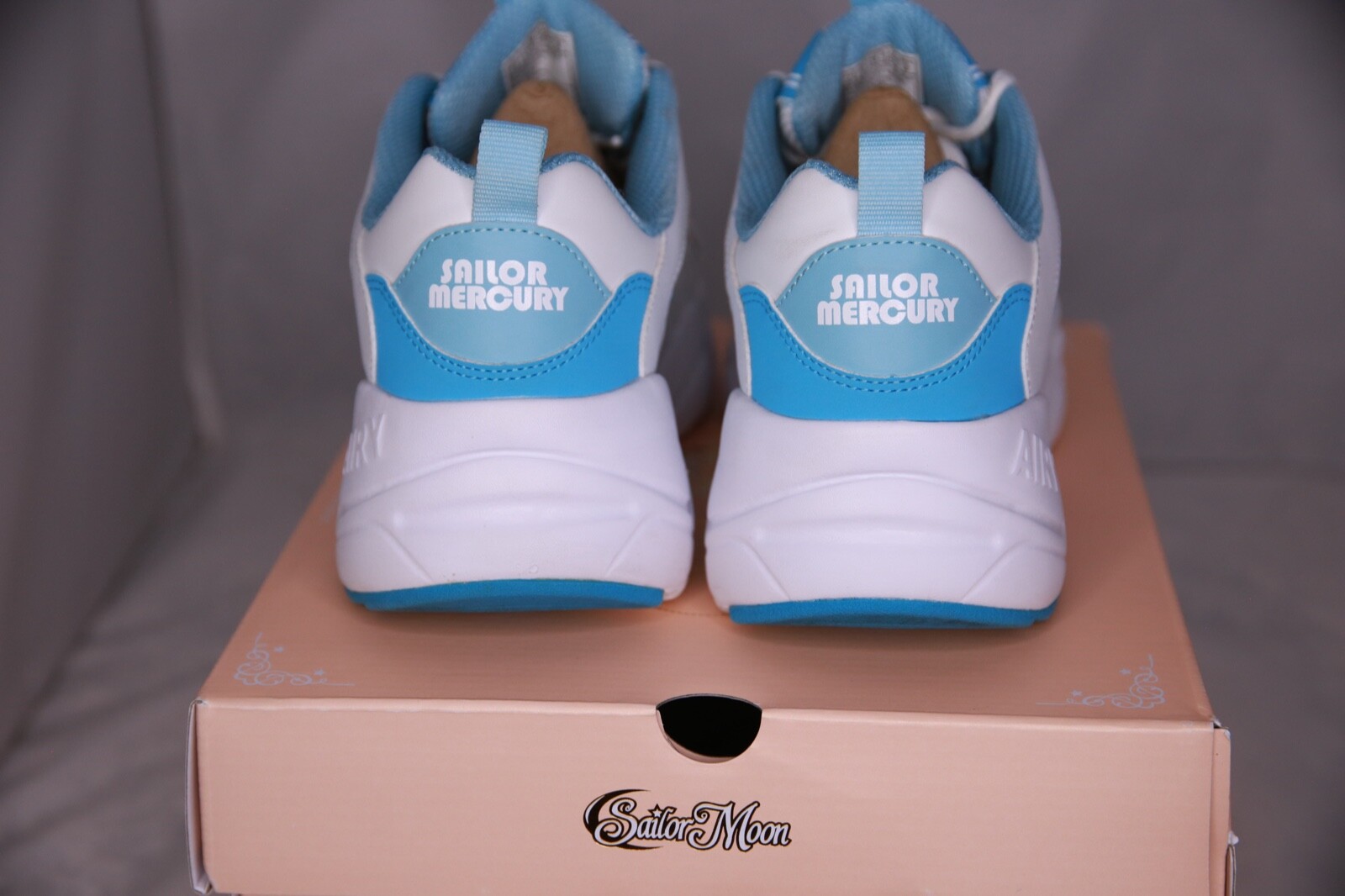 Skechers Sailor Moon x D’Lites Airy 2.0 Sailor Mercury Women’s Size 8.5 OG Box