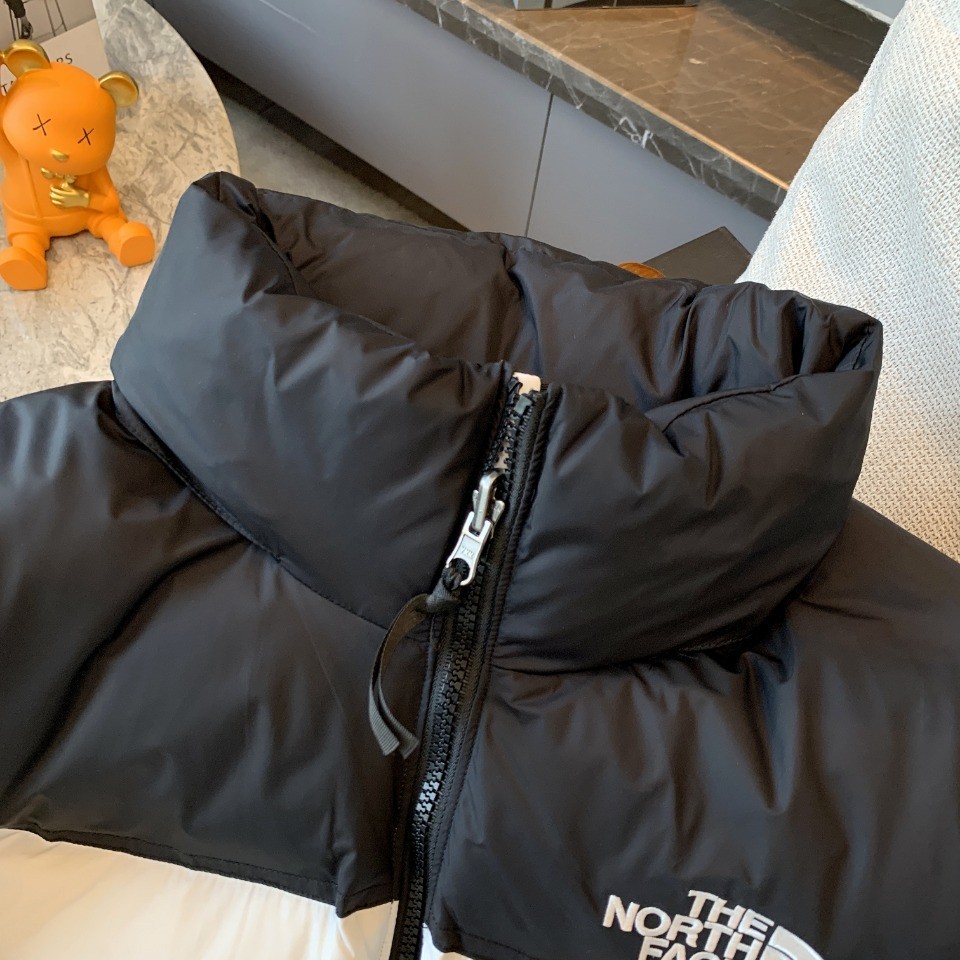 The North Face 1996 Eco Nuptse Jacket Men’s White/Black ✨