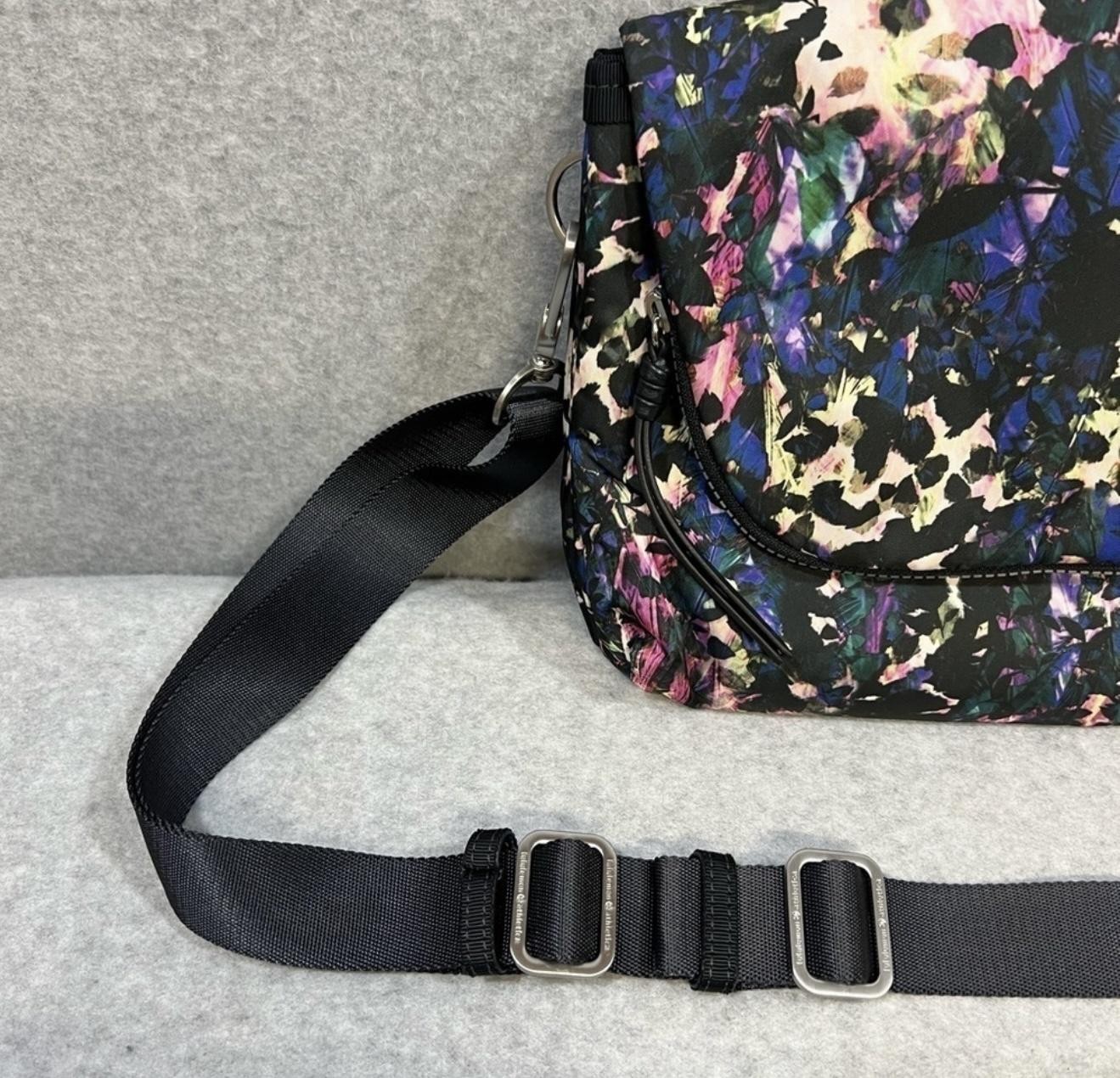 Lululemon Crossbody Bag Womens One Size Black Floral Go Your Own Way Party Om