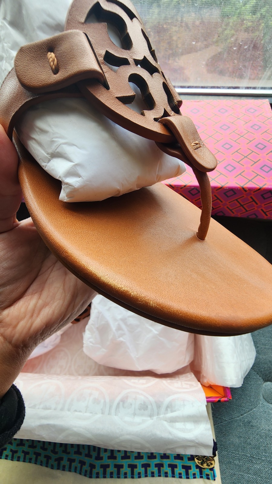 Tory Burch Miller Women’s Leather Thong Slip-On Sandals Brown Logo US 5