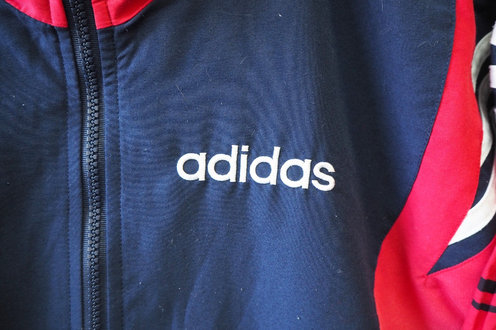 Vintage ADIDAS Track Jacket Full Zip Size M blue red sport classic 90s