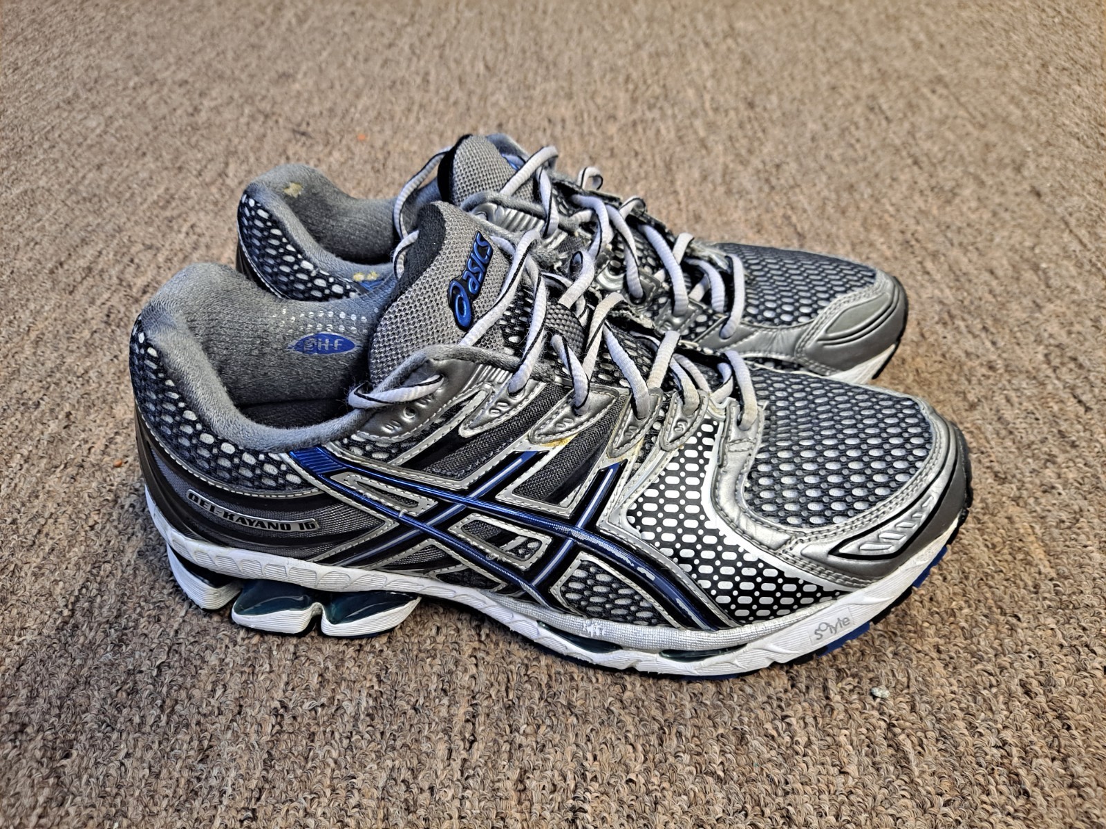 ASICS Gel-Kayano 16, T000N-9990, Size 8.5, Onyx/Black/Royal
