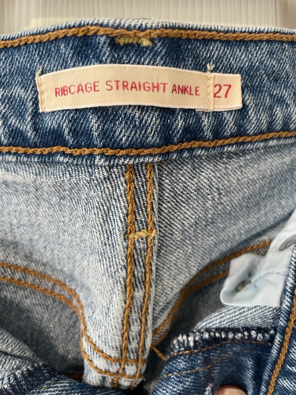 Levi’s Premium Ribcage Straight Ankle Jeans Women’s Size 27 High Rise 99% Cotton