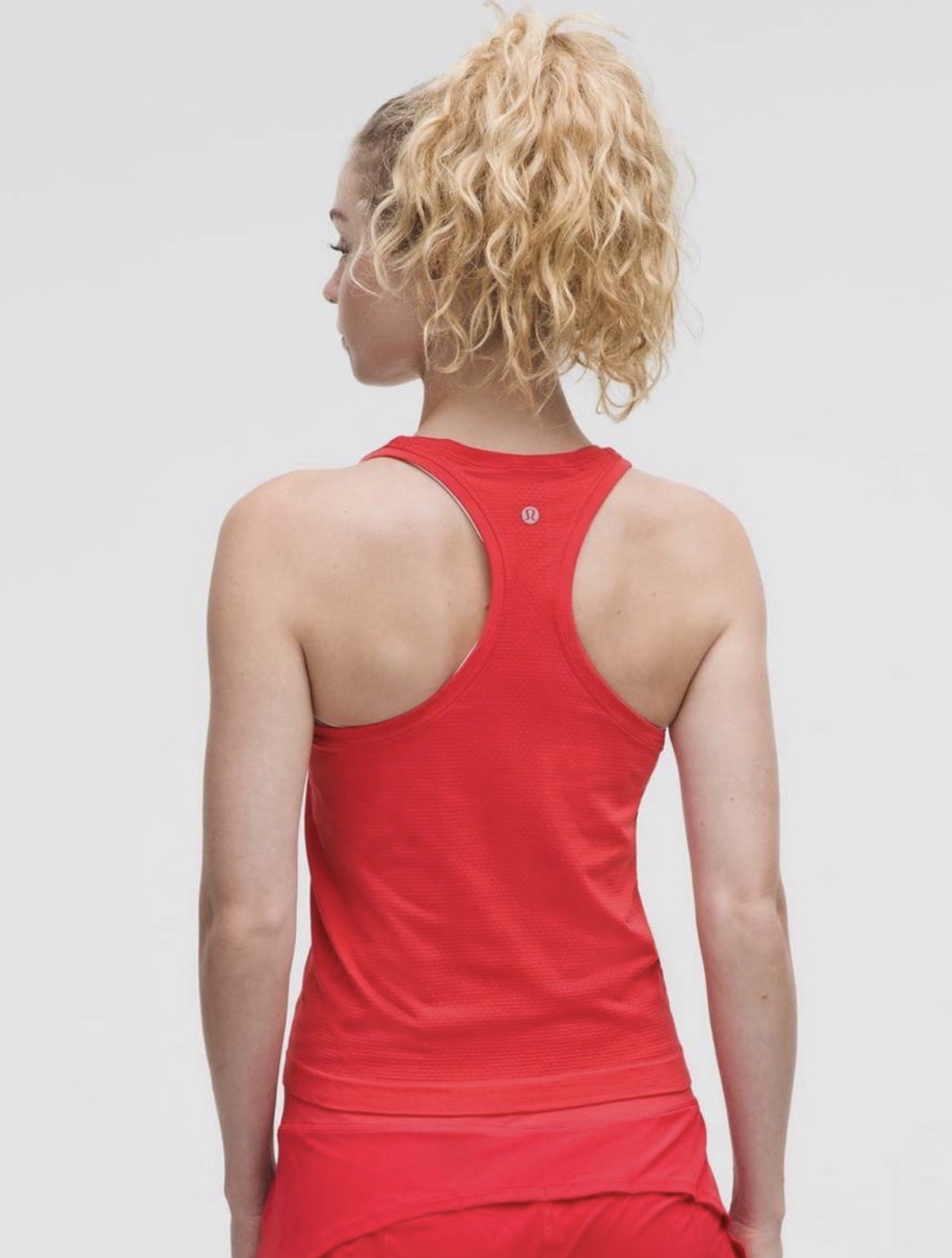 Lululemon Swiftly Tech Racerback Tank Top 2.0 *Race Length Size 6 Coral Red