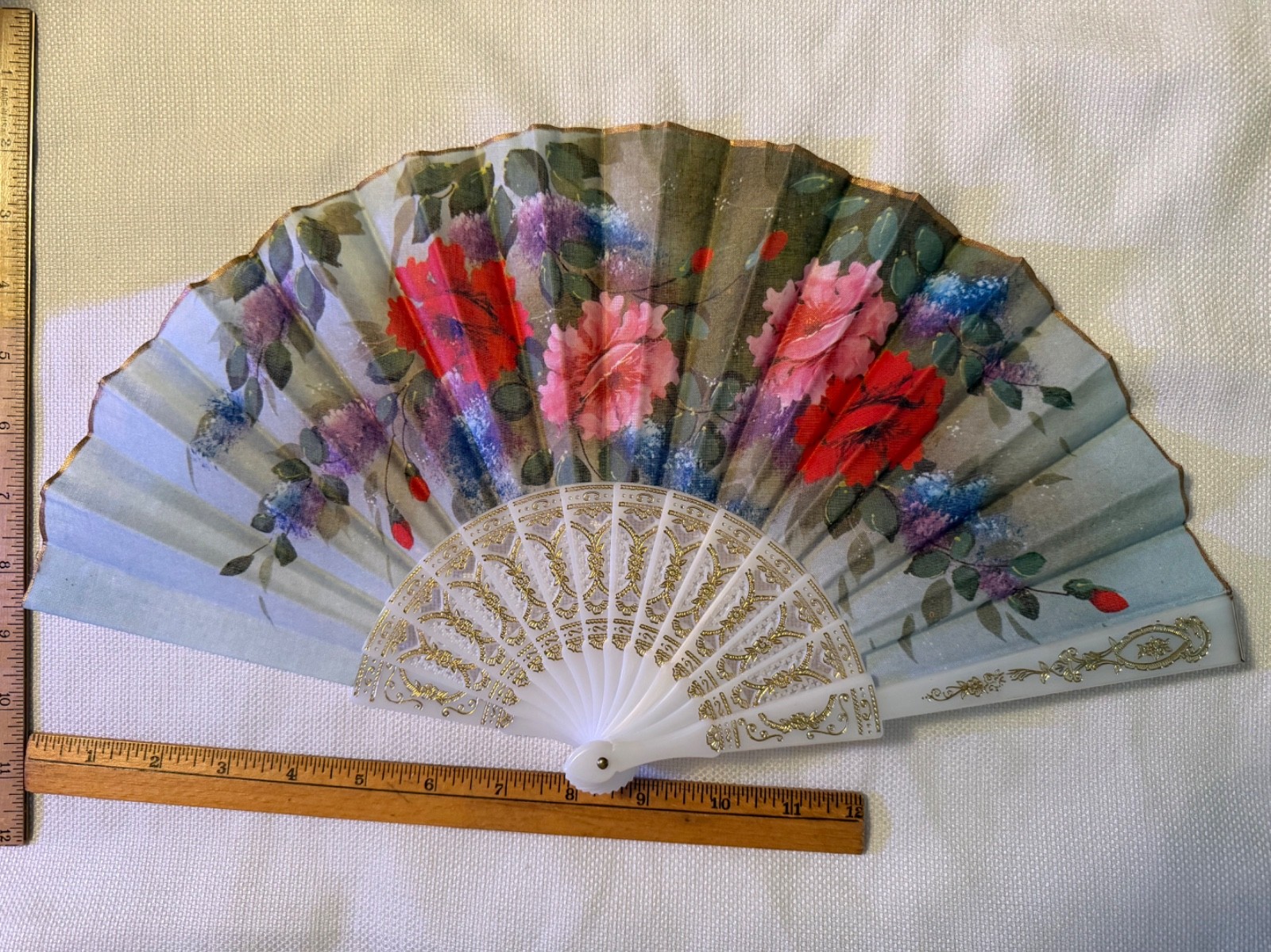 Vtg Giner Hand Fan Floral Flower Pink Wild Rose Wisteria Fabric Plastic Spain