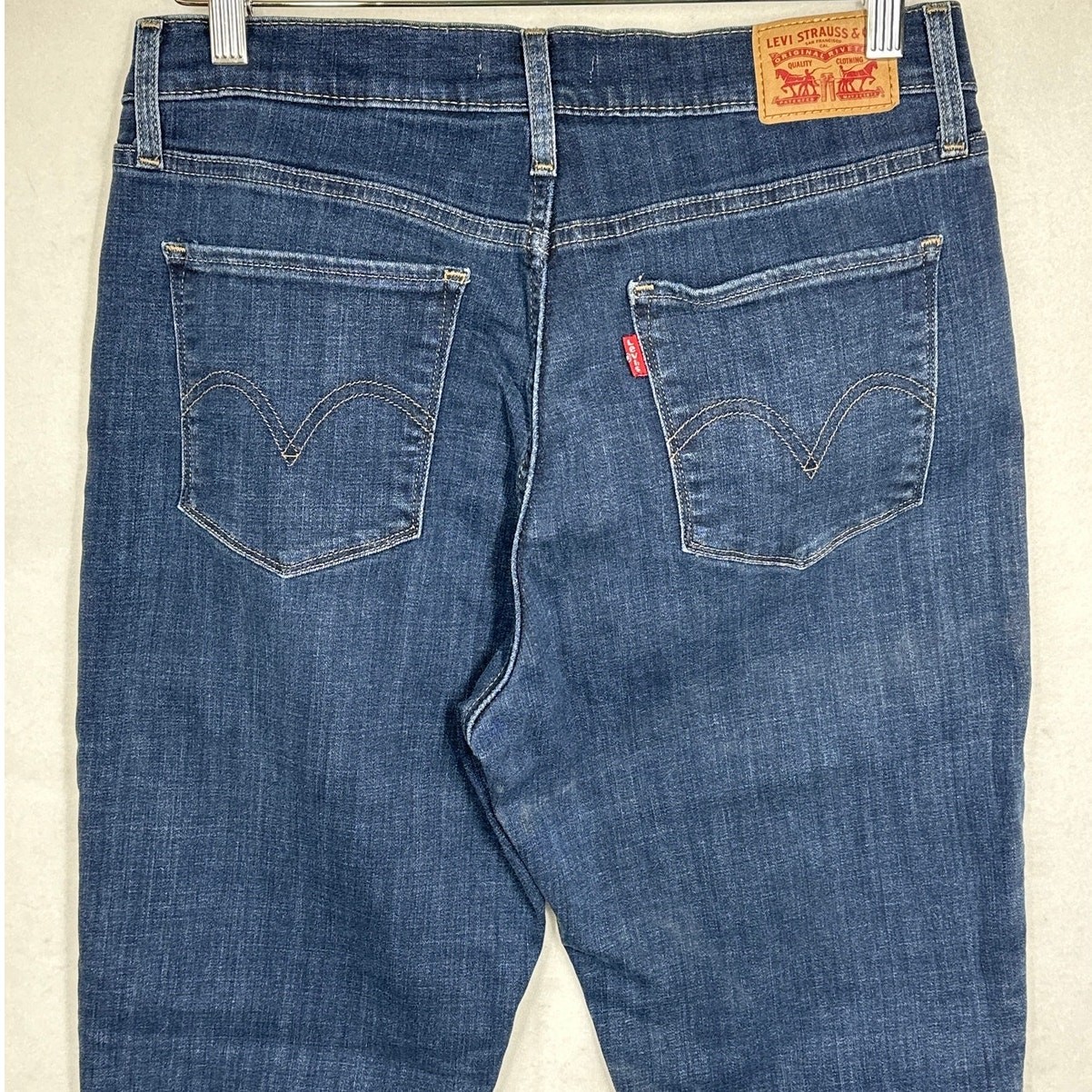 Levi’s 505 Classic Straight Leg Jeans Womens Sz 8L Mid Rise Denim Long Tall