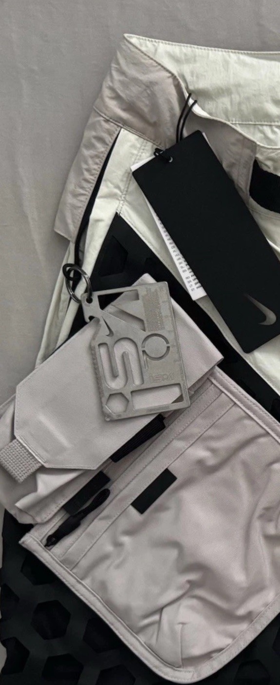 $200 L Nike ISPA Modular Pocket Shorts FV4895-072 Light Bone Mens L New