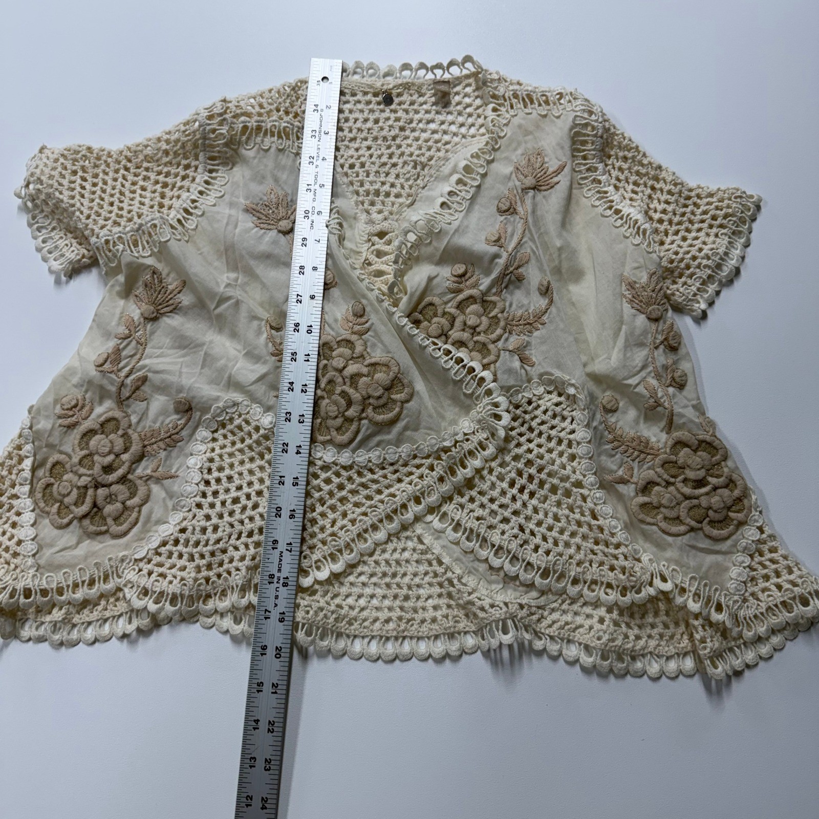Knitted Dove Cream Floral Embroidered Crochet Lace Wrap Top