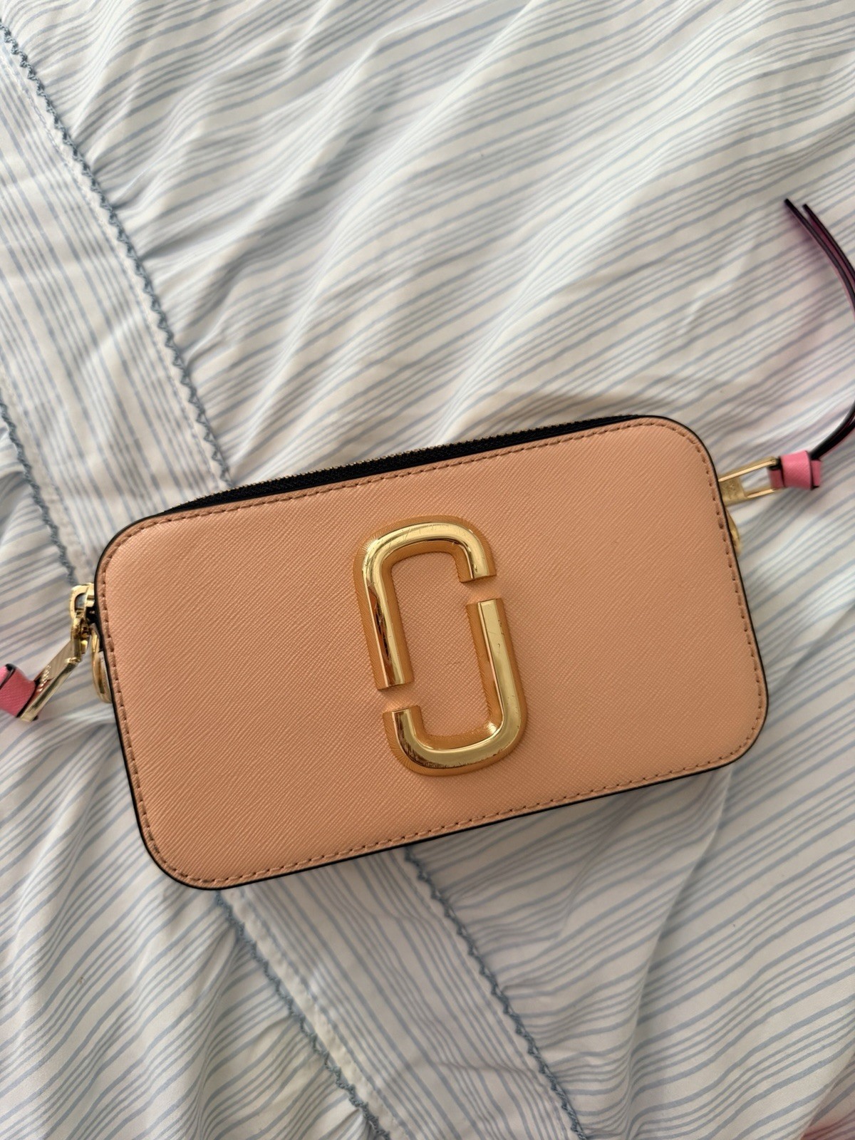 Marc Jacobs Snapshot Pink Small Crossbody Bag Gold Hardware Logo Zip Dust Bag