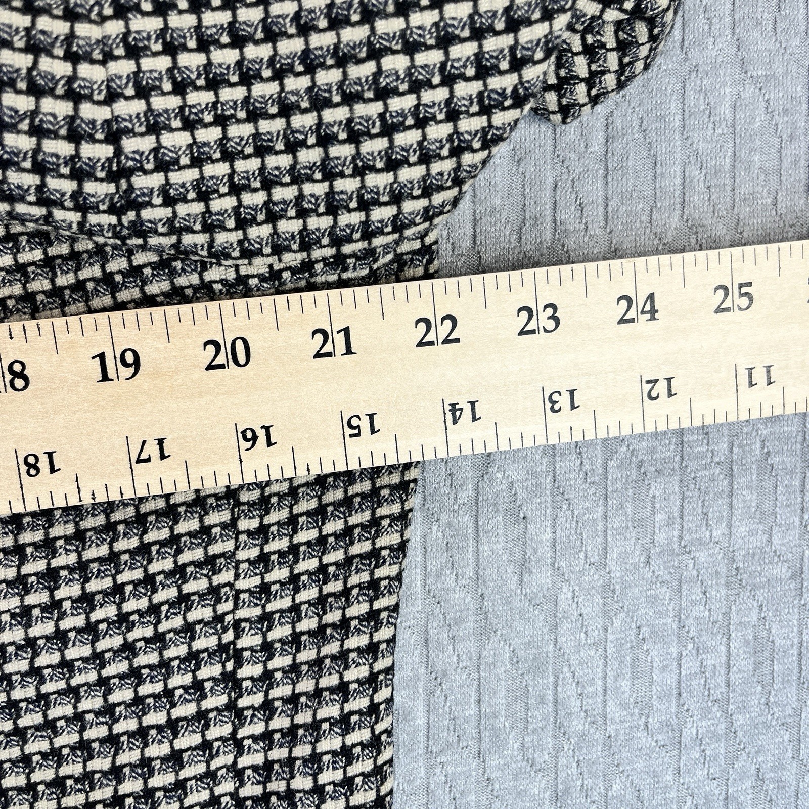 Zanetti Wool Men’s (44) hounds tooth made in Italy formal business suit blazer