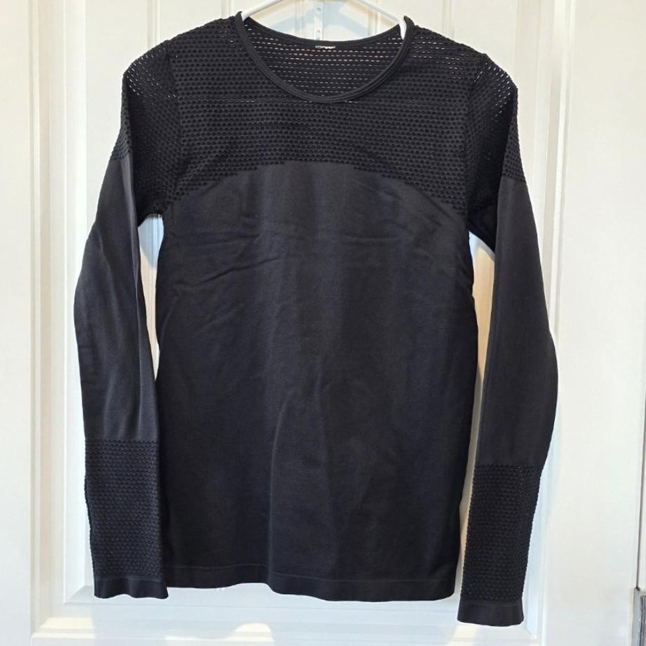 Fabletics Musetta Seamless Long-Sleeve Top Laser Cut Black Compression