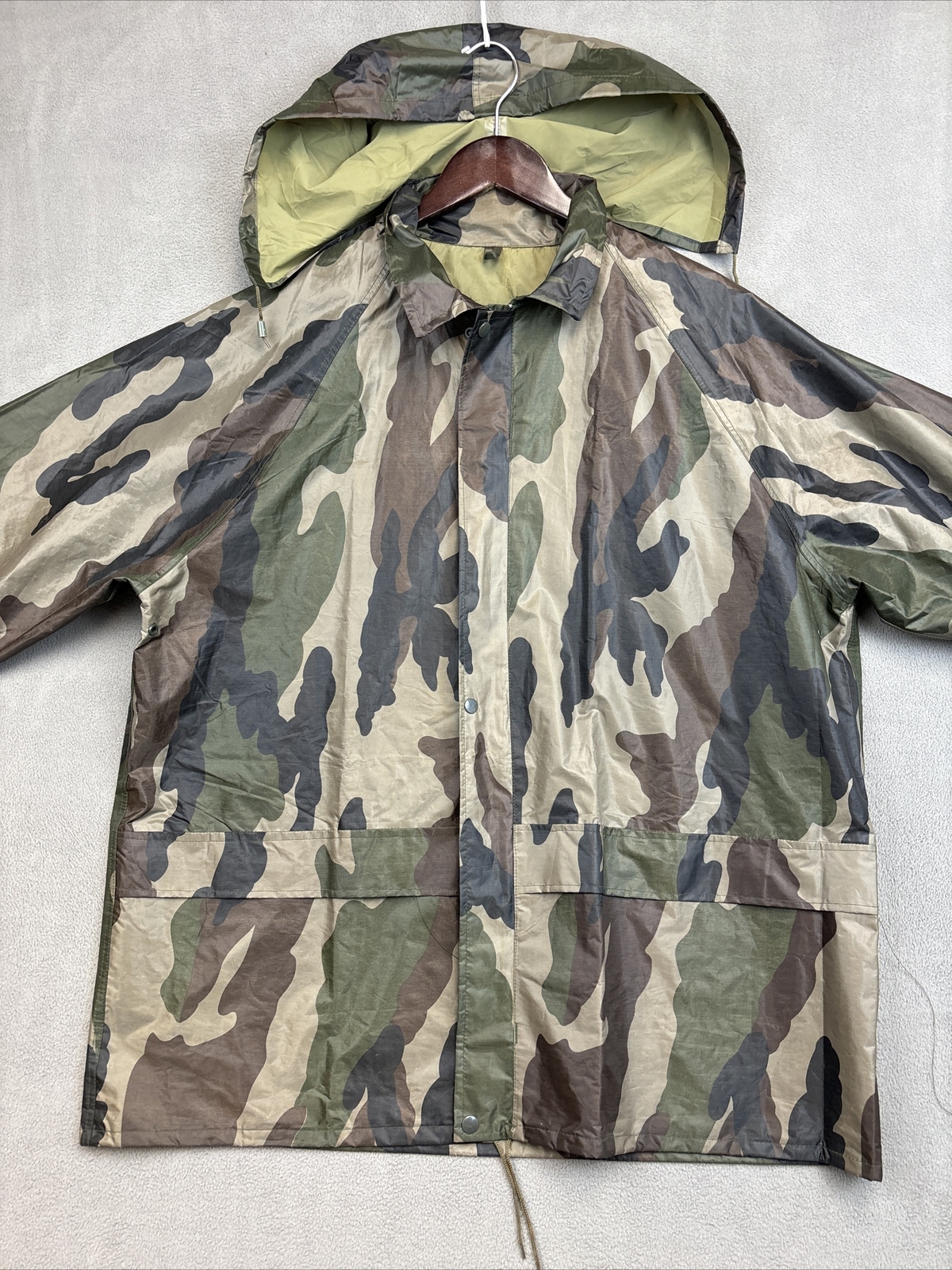 Mil-Tec by Sturm Men’s XL Frog Camo Green Rain Hunting Jacket Removable Hood