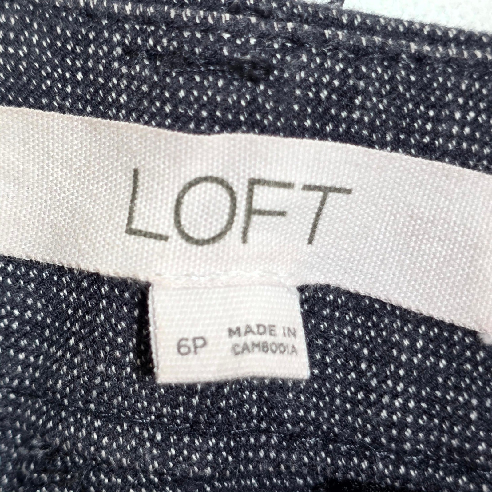 LOFT The Sutton Skinny Pants Womens 6P Gray Textured Slim Fit Dress Trousers