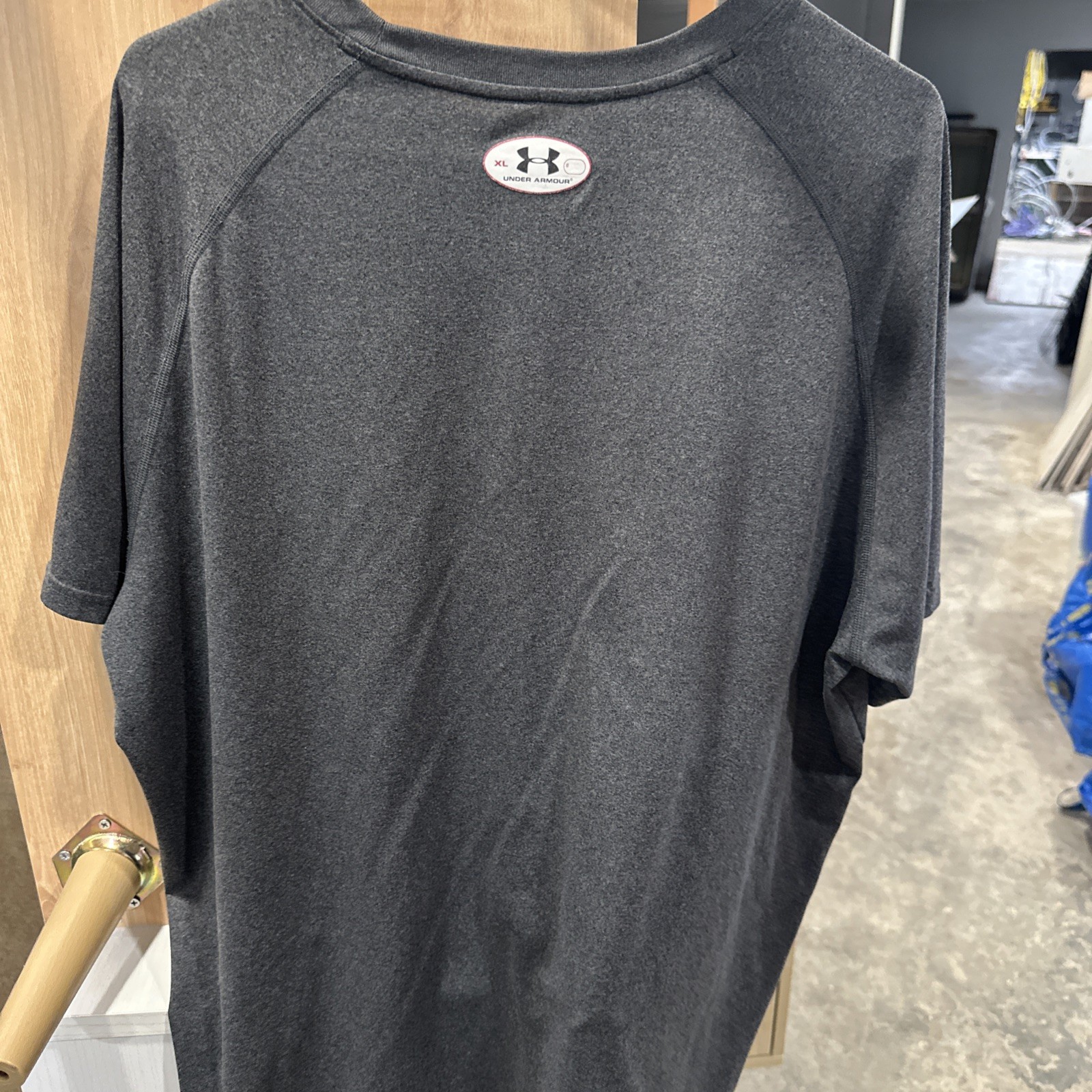 Men Grey Under Armour Size XL Short Sleeve
