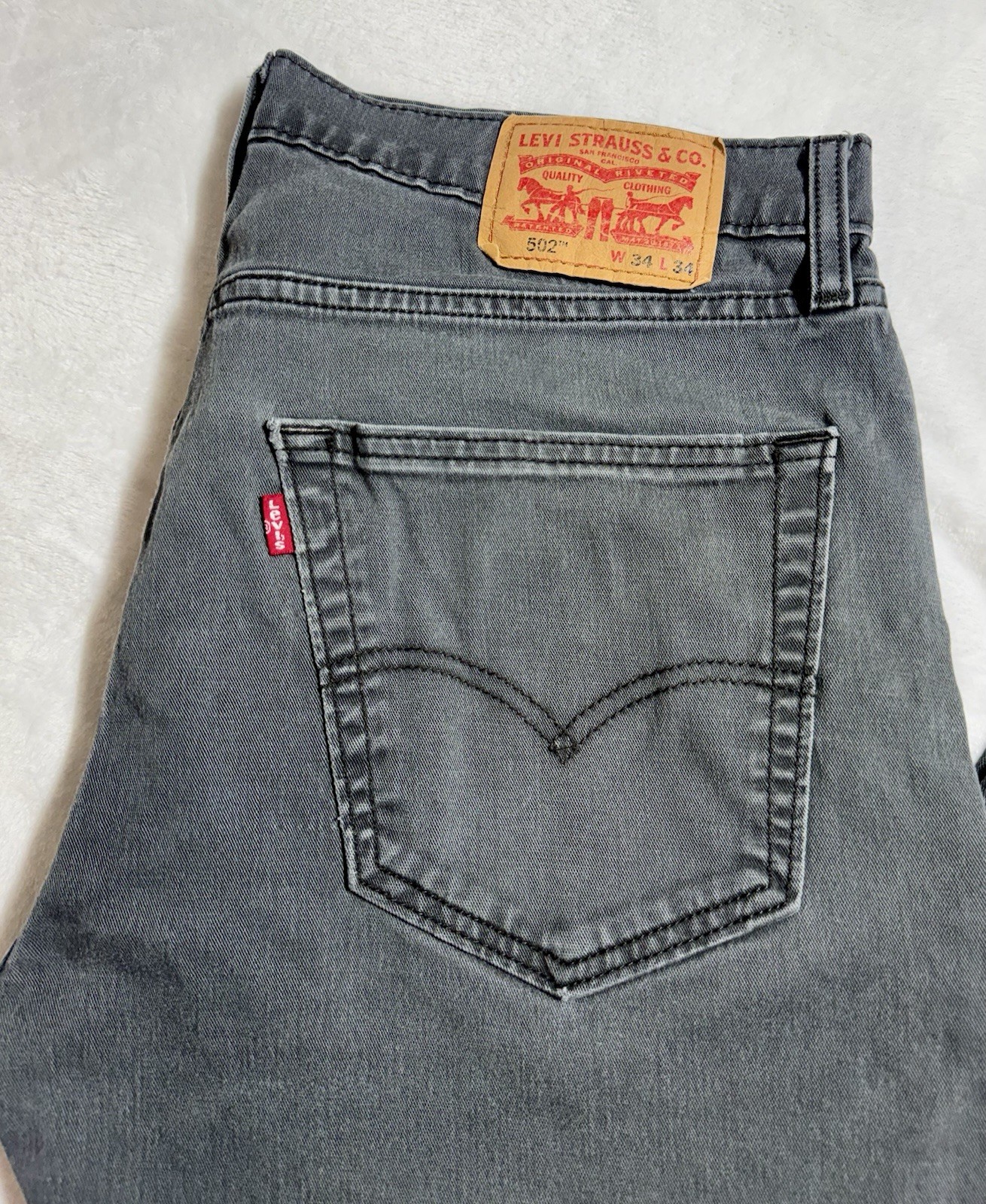 502 Levi’s Men’s Charcoal Wash Gray Denim Tapered Regular Fit Jeans 34W/34L