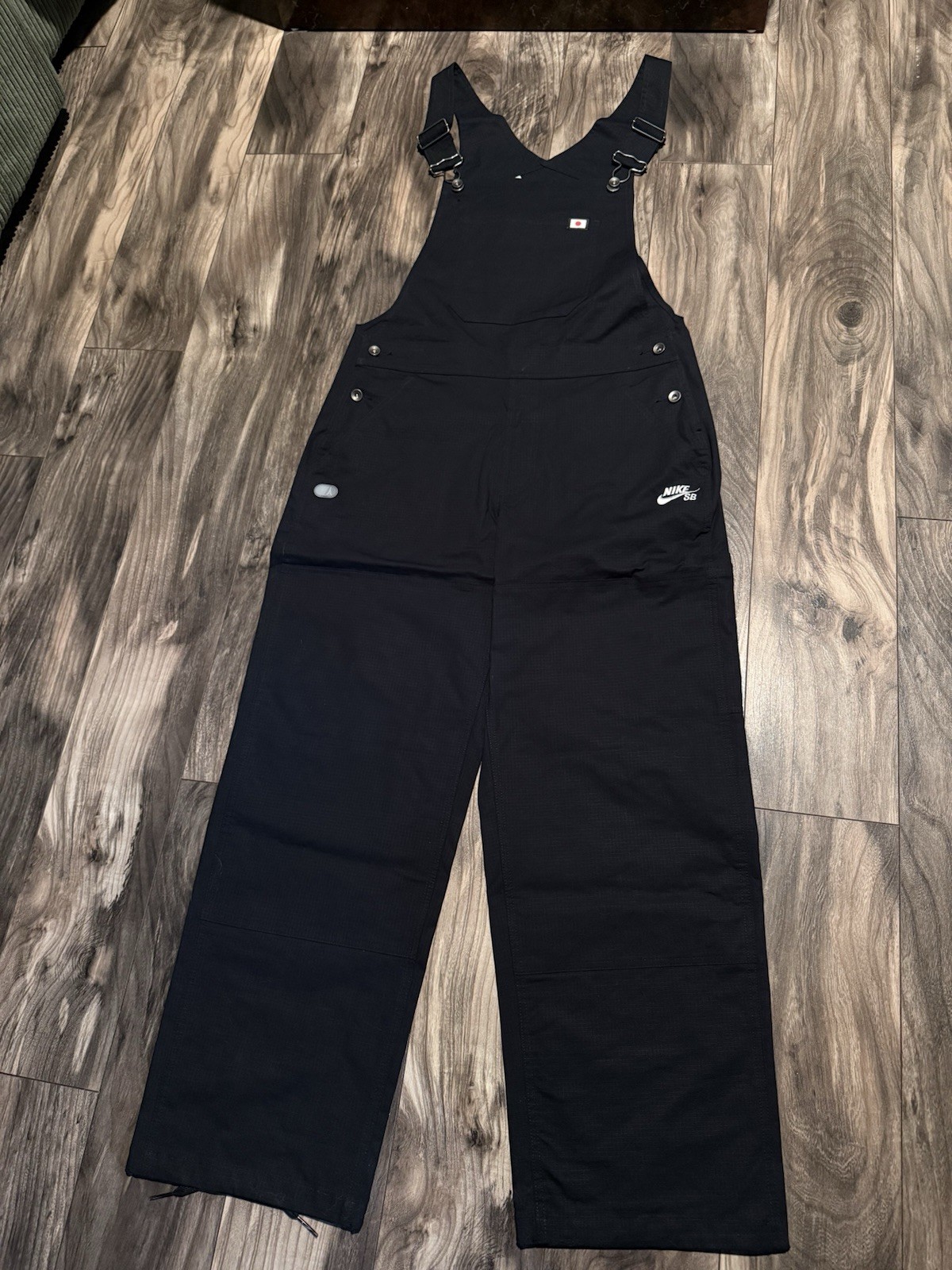 Nike SB Team Japan Tokyo Olympics 2020 Skate Snowboard Overalls FZ4091-010 Small