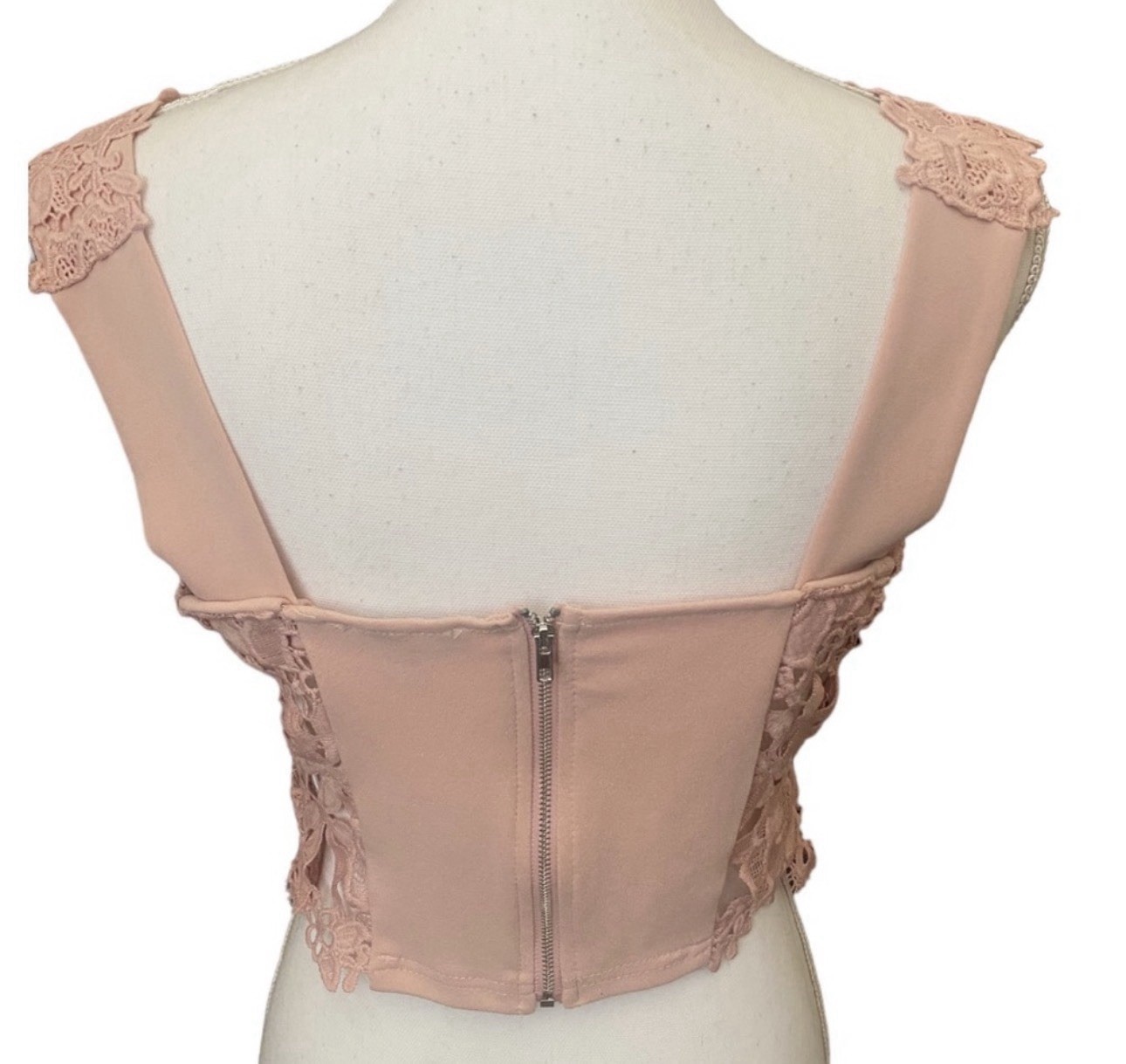 Fashion Nova | NEW “Sunshine Love Top” size XL Dusty Pink crochet crop top