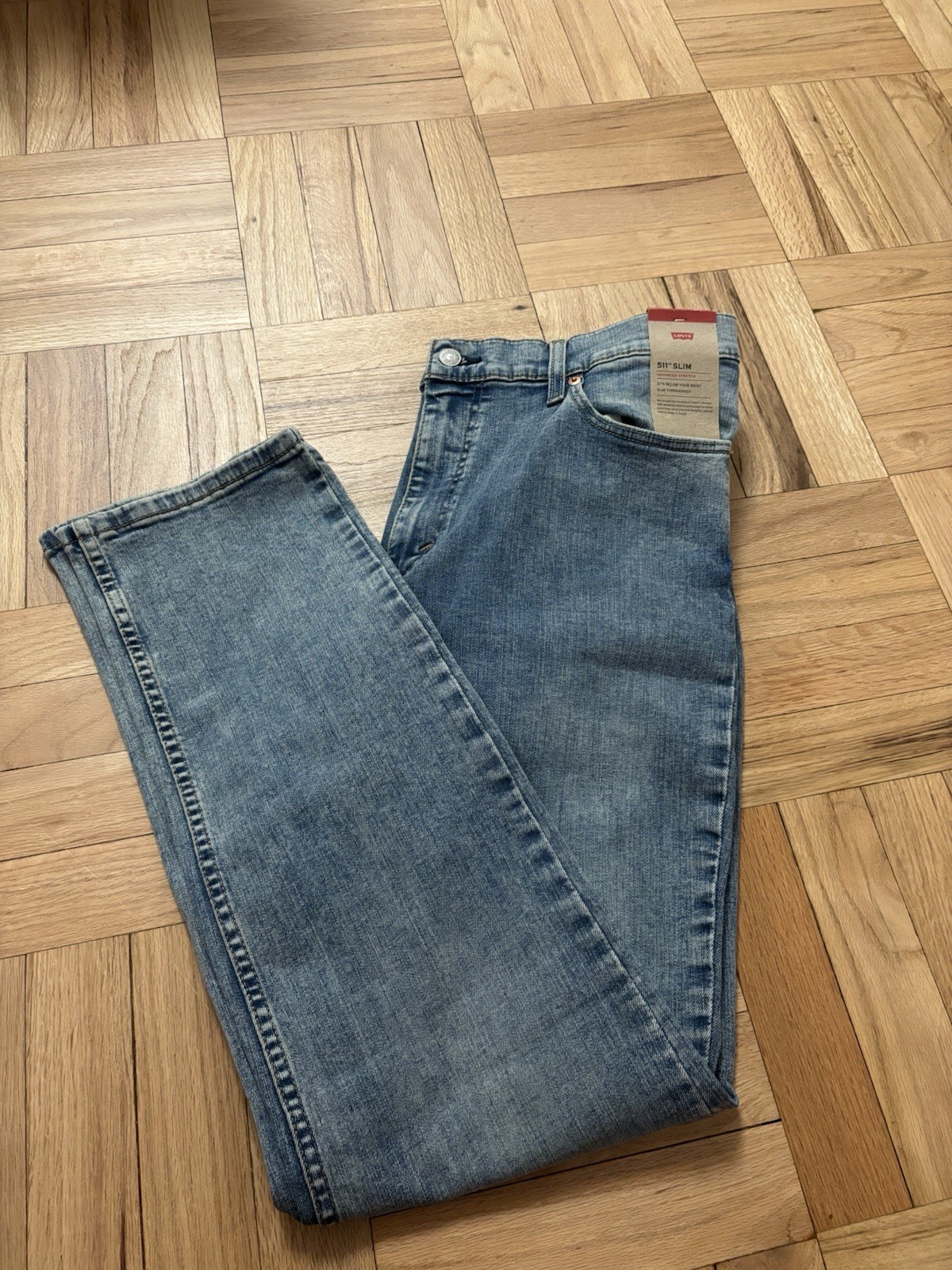Levi’s Men’s 511 Slim Fit Denim Jeans Size 38 x 32 Light Blue
