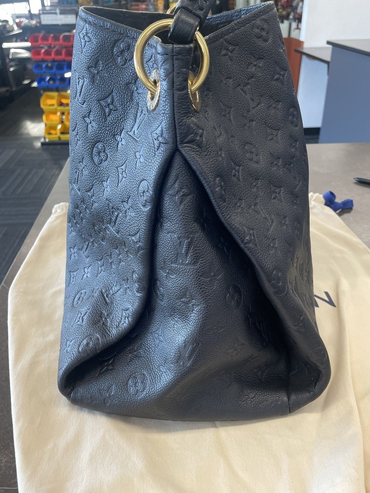 AUTH Louis Vuitton Artsy Navy Blue Empreinte Leather Shoulder Bag W/ DUSTBAG