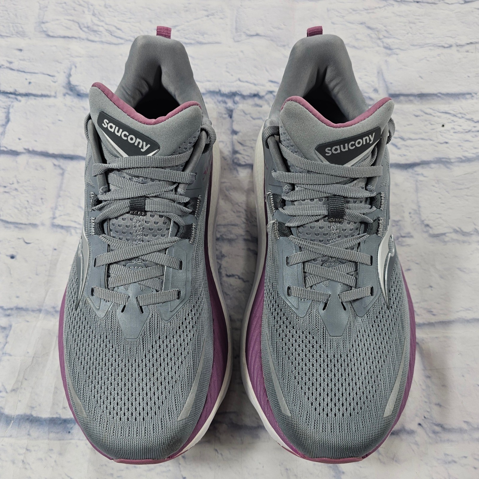 Saucony Ride 15 Running Shoes Women 9.5 W Gray Purple Mesh Athletic Sneakers