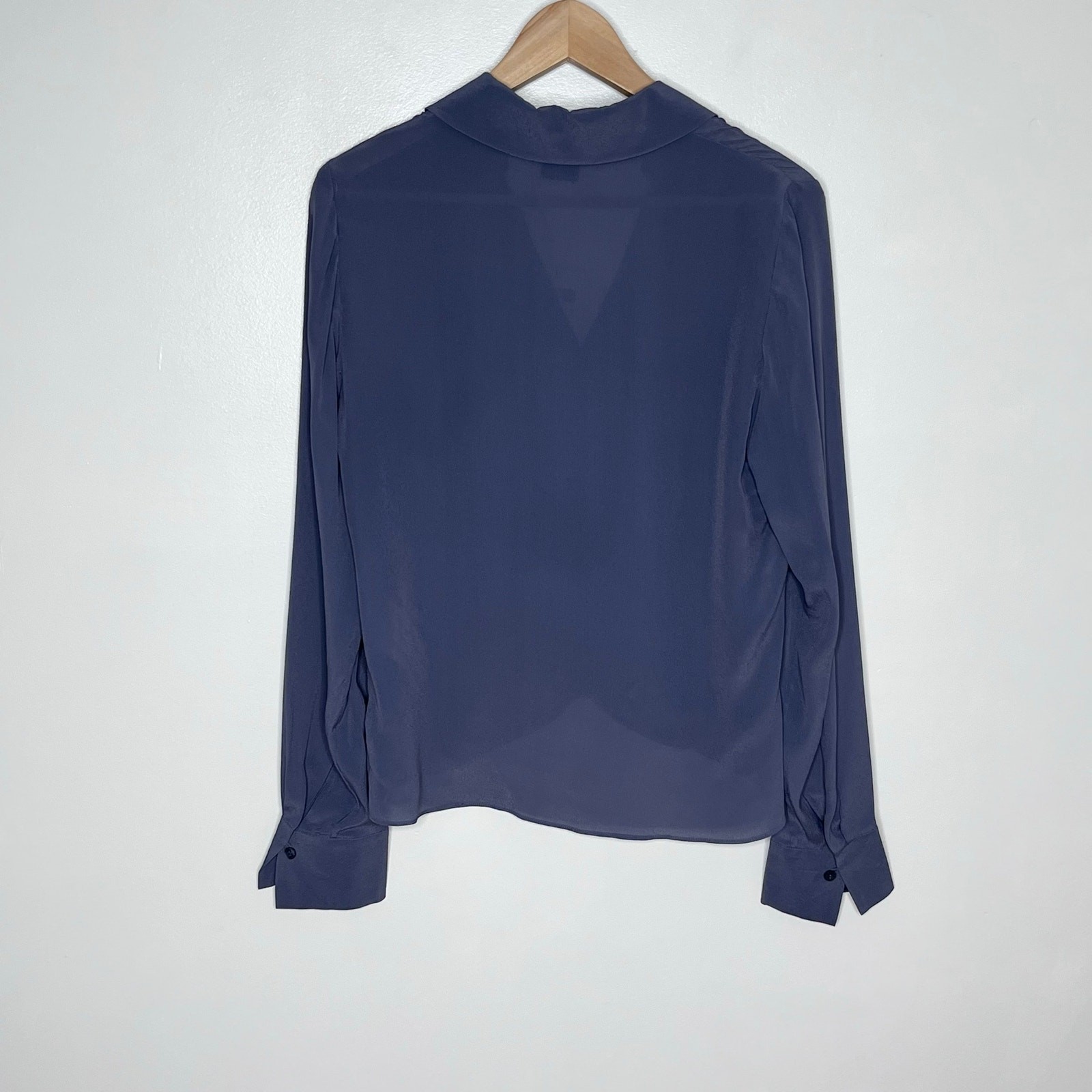 Madeleine Silk Blend Blouse Womens US 6 Blue Button Front Long Sleeve NWT